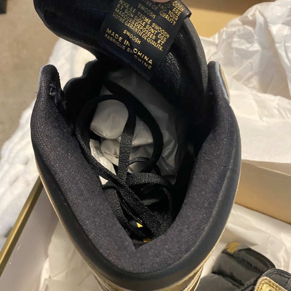 Nike Men's Black and Gold High-Top Sneakers - Picture 10 of 14